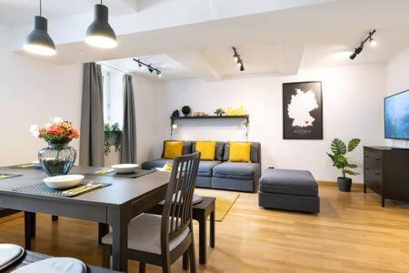 Marienplatz Apartment 2 Bedrooms Living Room Kitchen 뮌헨 외부 사진